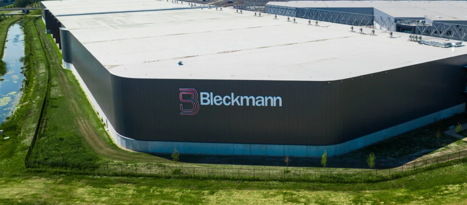 Bleckmann Newton Drone shot