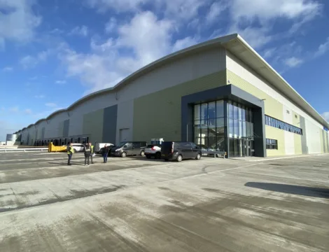 Bleckmann abre un nuevo centro de distribución sostenible en Bury St. Edmunds