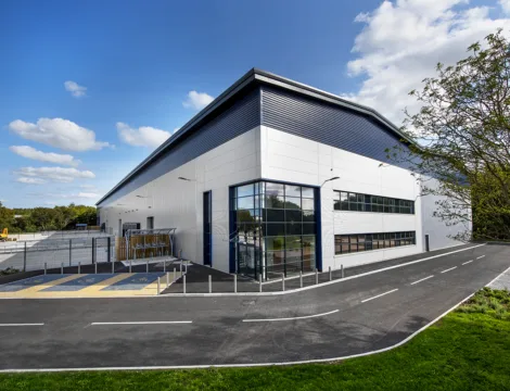 Bleckmann expande su capacidad de cumplimiento con un nuevo centro multiusuario en el Reino Unido.